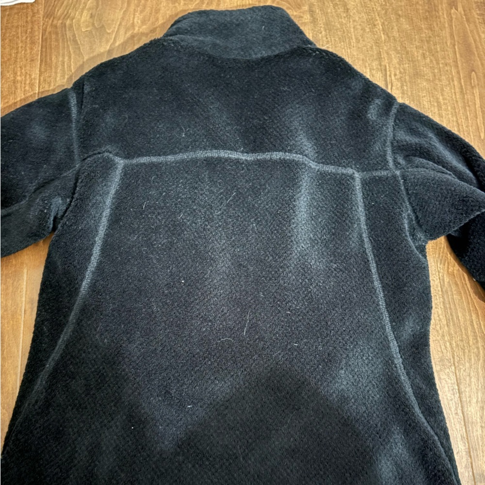 Patagonia Women's Medium Cream Re-Tool Snap-T Fleece Pullover - Picture 5 of 5